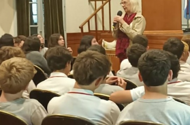 VISITA DE LYDIA CARRERAS